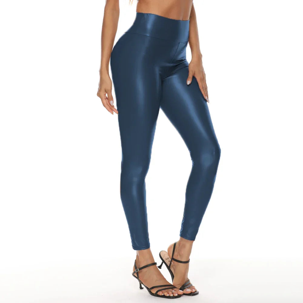 Calça Legging de Couro Sintético - Reverie